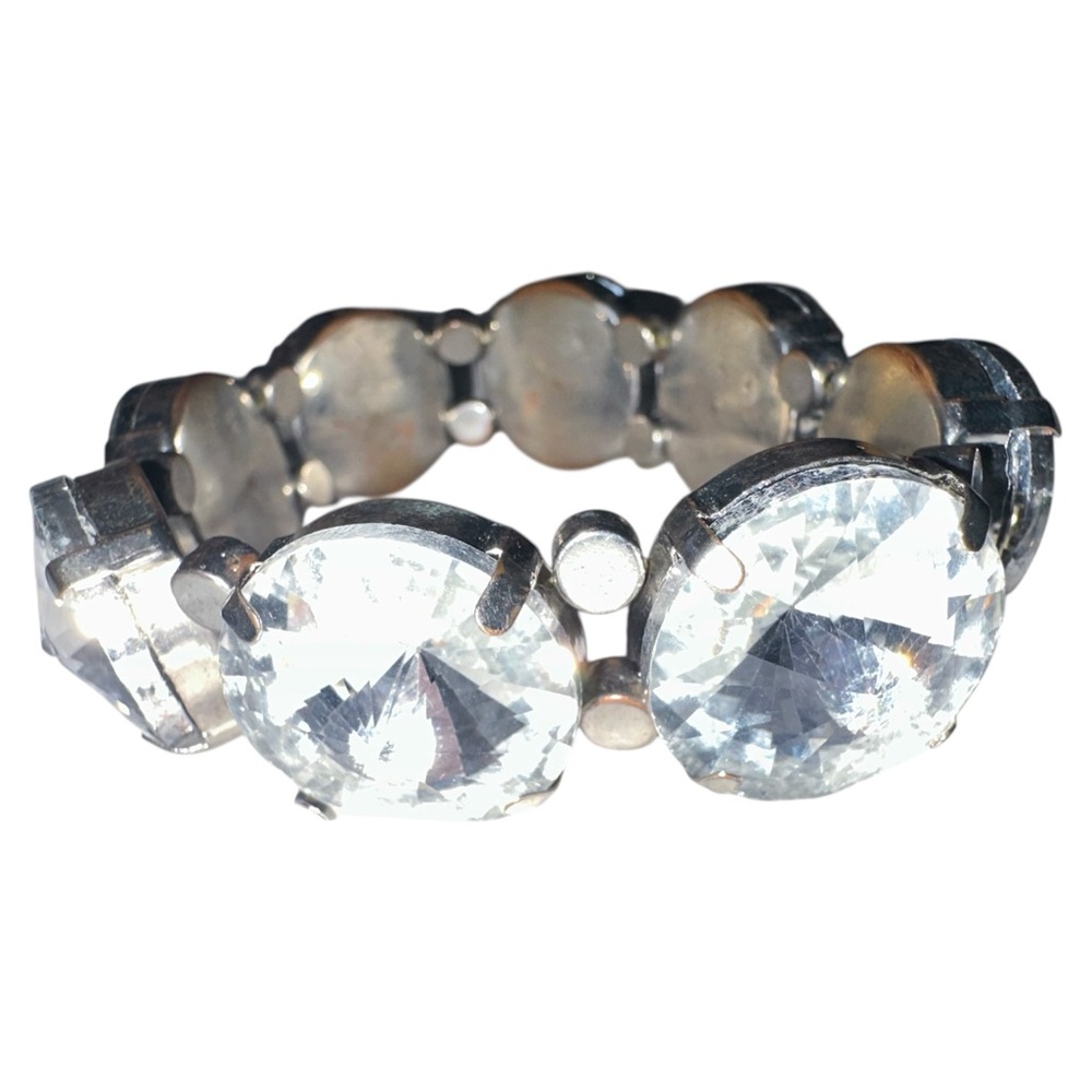 Chunky Rhinestone Stretch Bracelet – Clear Gems, Silver Tone Glam 💎